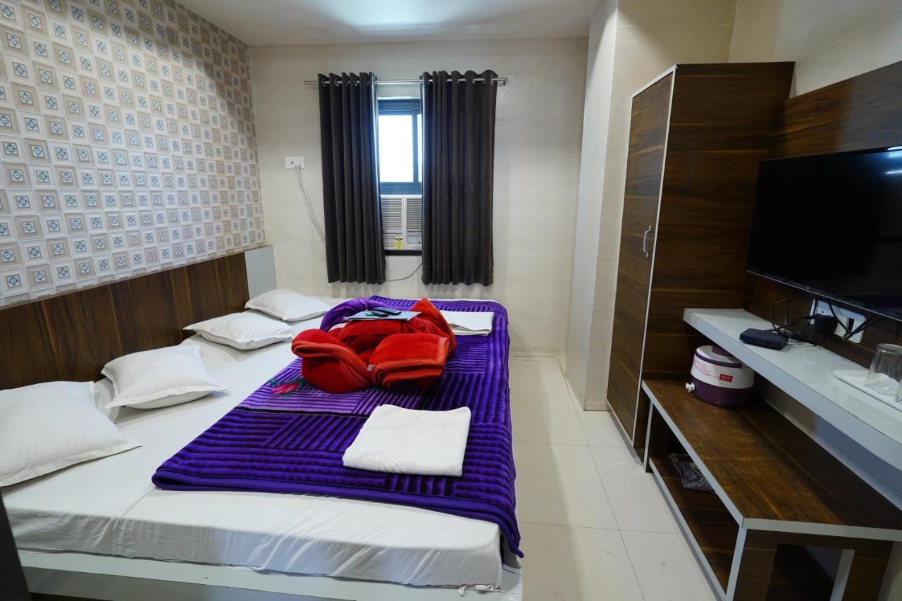 Hotel New Sundaram 150 Mtrs From Dargah Ajmer Extérieur photo