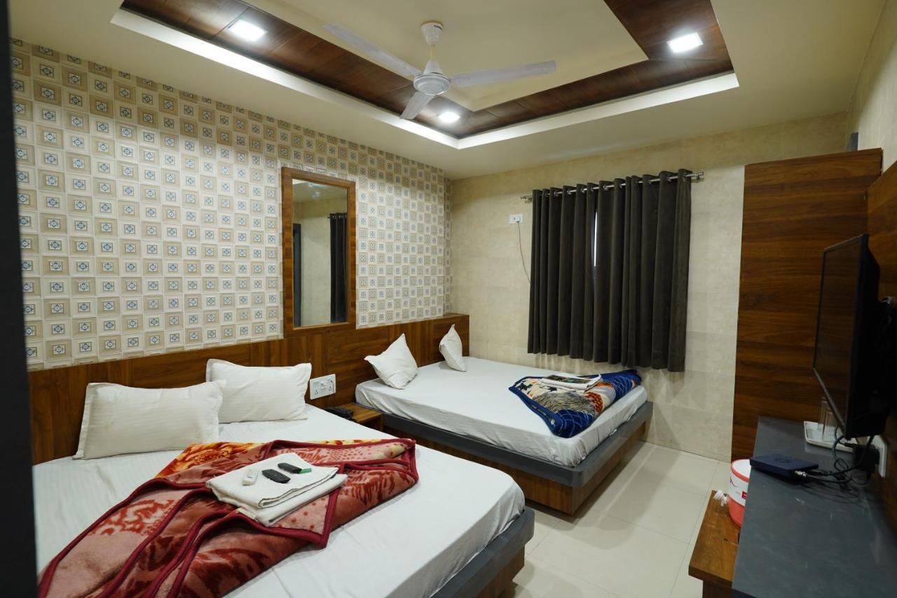 Hotel New Sundaram 150 Mtrs From Dargah Ajmer Extérieur photo