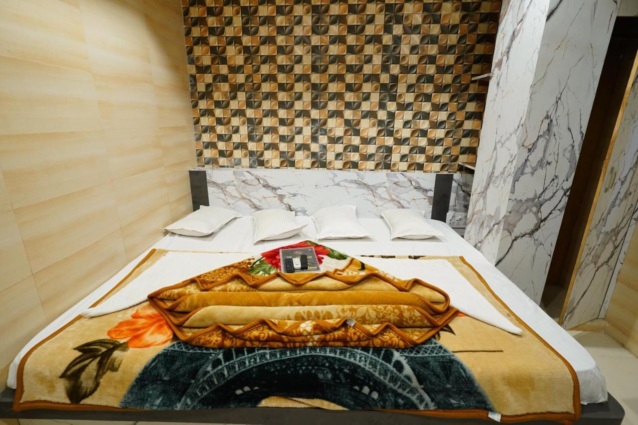 Hotel New Sundaram 150 Mtrs From Dargah Ajmer Extérieur photo