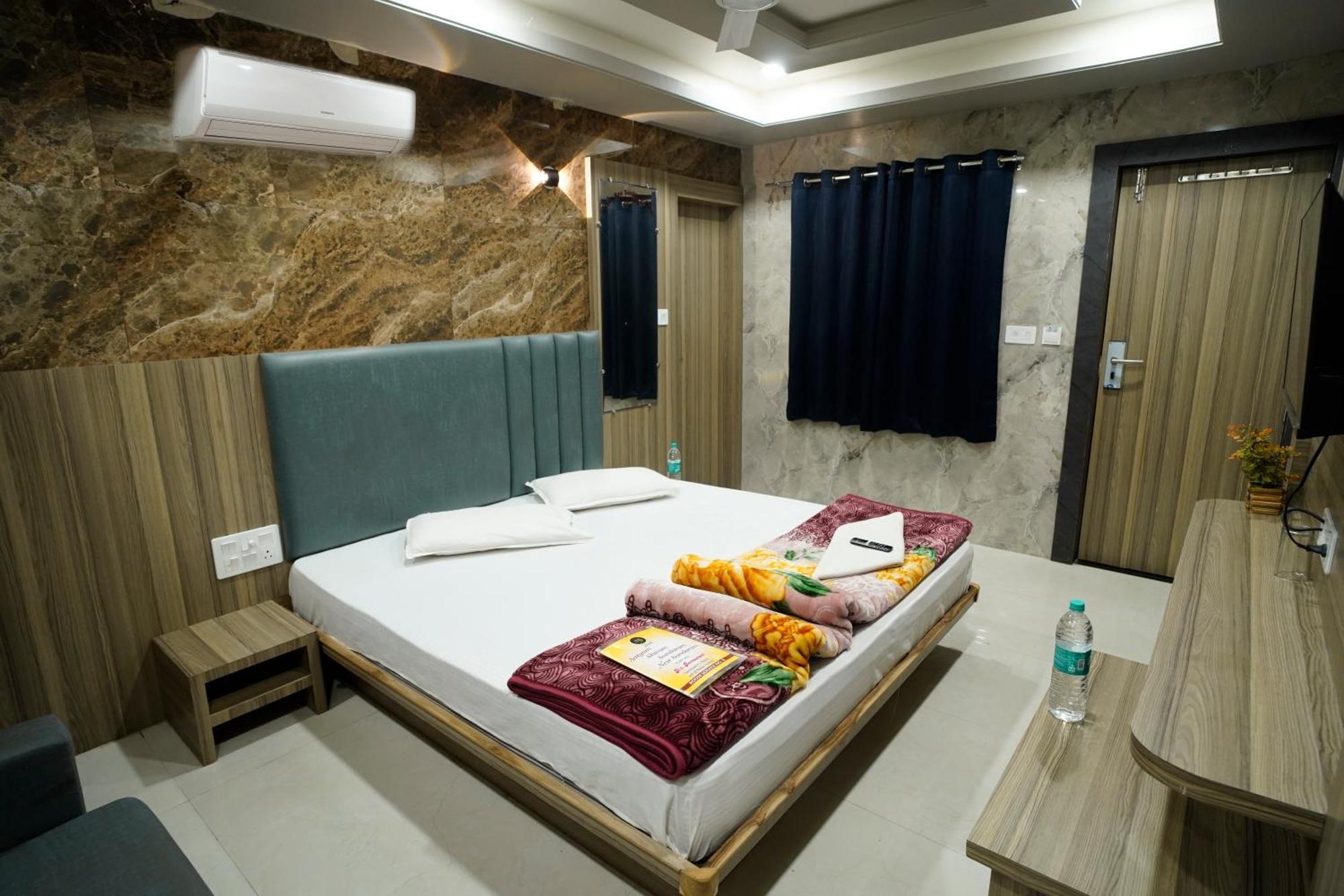 Hotel New Sundaram 150 Mtrs From Dargah Ajmer Extérieur photo