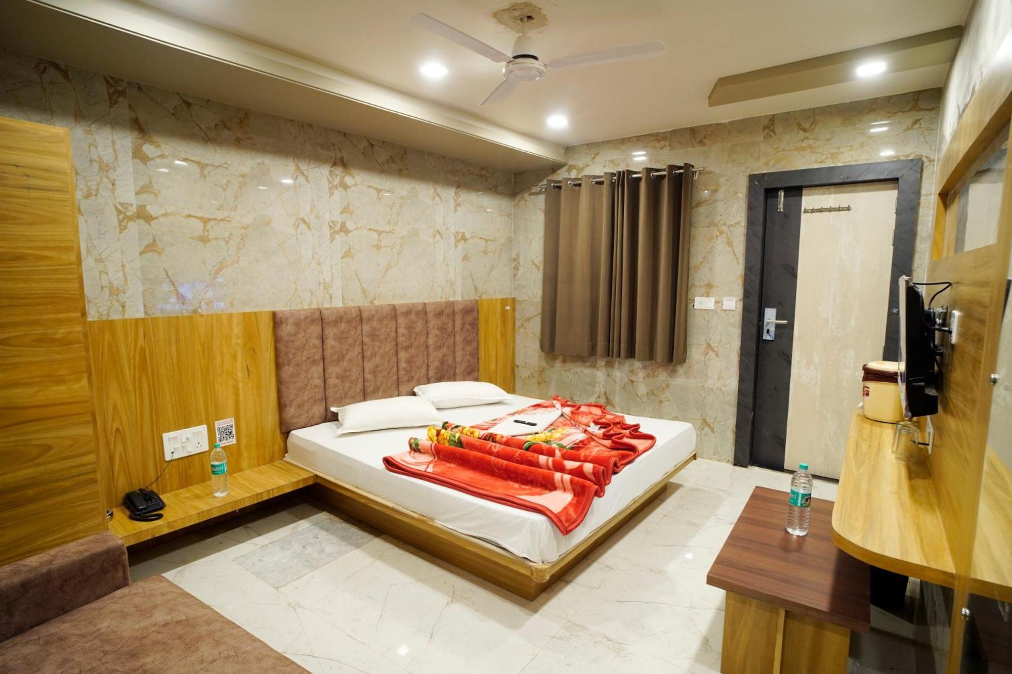 Hotel New Sundaram 150 Mtrs From Dargah Ajmer Extérieur photo