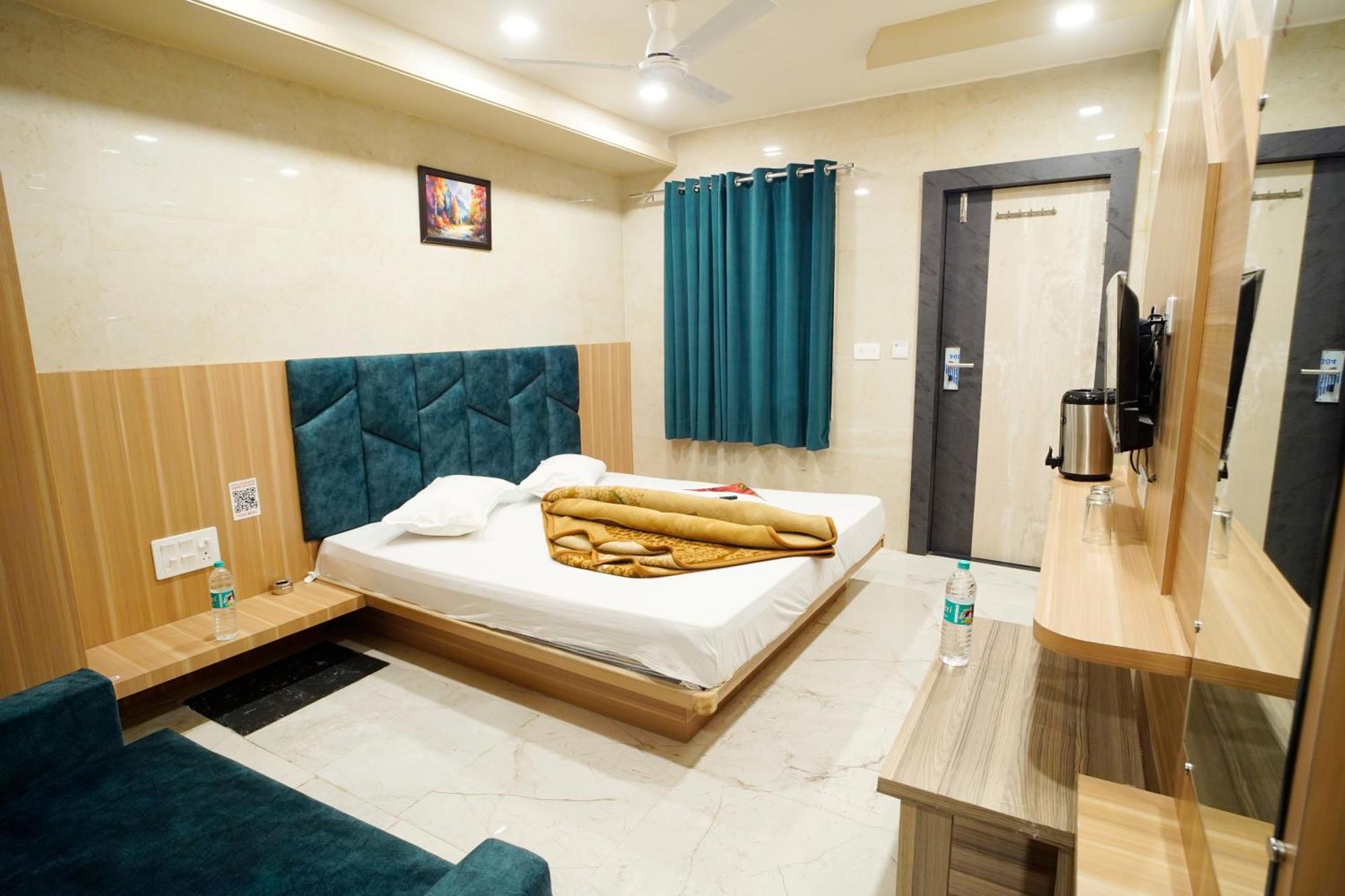 Hotel New Sundaram 150 Mtrs From Dargah Ajmer Extérieur photo
