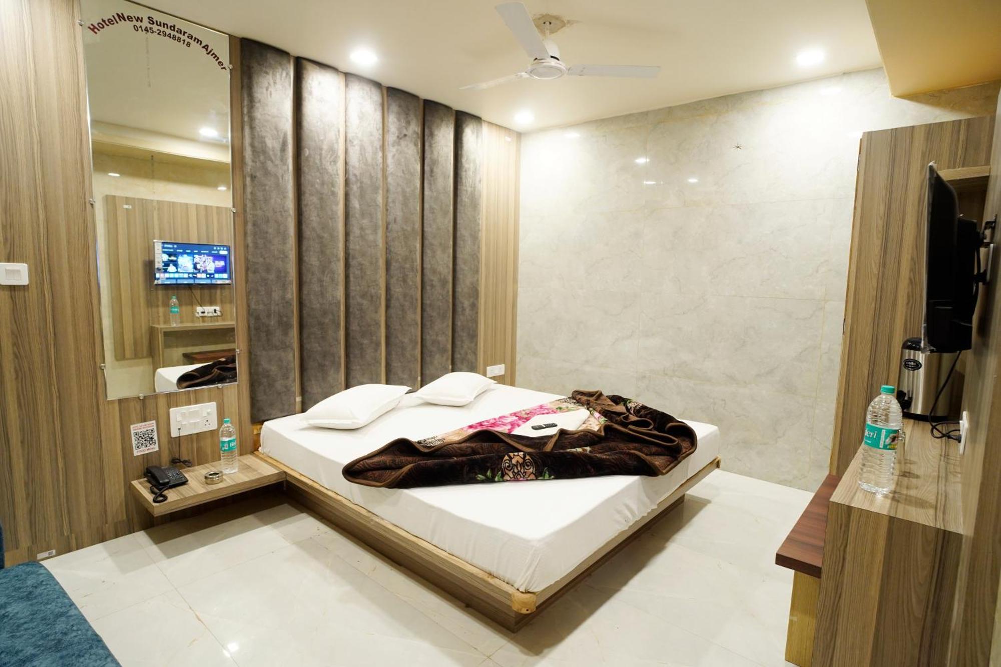 Hotel New Sundaram 150 Mtrs From Dargah Ajmer Extérieur photo
